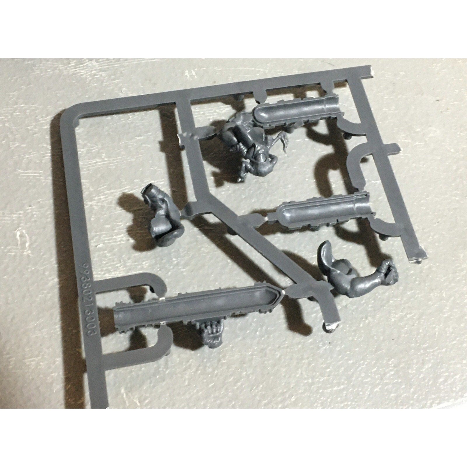A22072 WARHAMMER FANTASY OGRE KINGDOMS BITS LOT ON SPRUE GAMES WORKSHOP GW