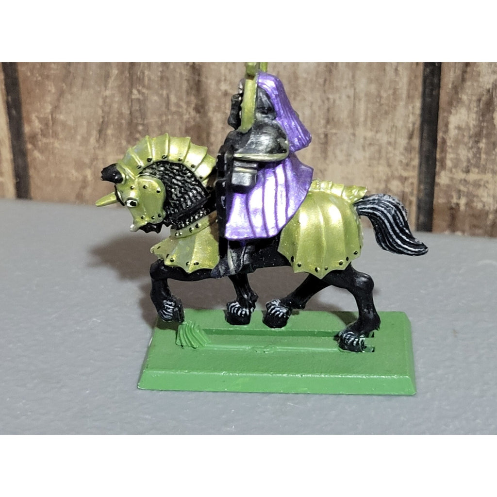A19000 WARHAMMER FANTASY CHAOS MORTALS CLASSIC KNIGHT PLASTIC