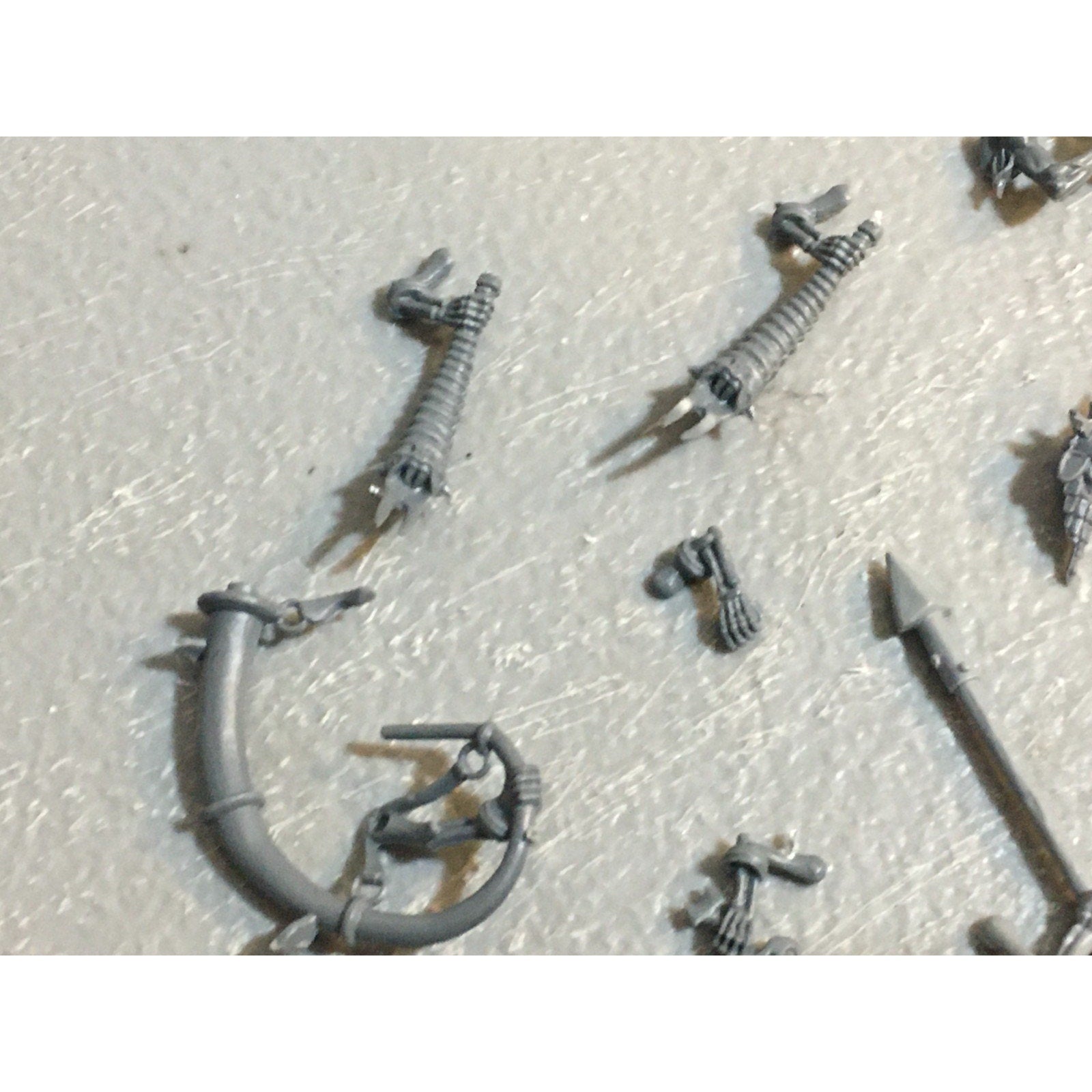 A28766 WARHAMMER FANTASY OLD WORLD VAMPIRE COUNTS BITS LOT SKELETON HEADS ARMS