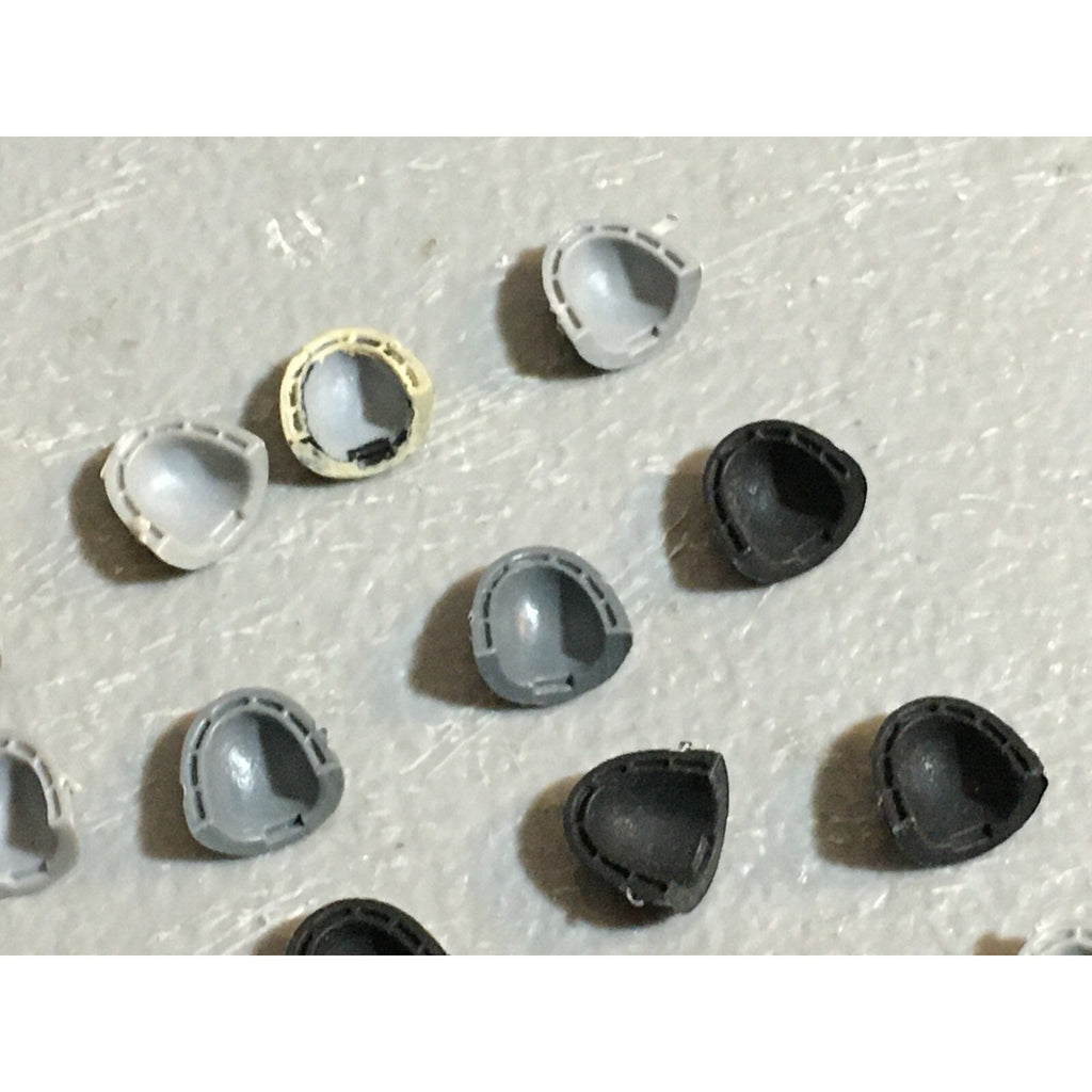 A23256 WARHAMMER 40K SPACE MARINES BITS LOT SHOULDER PADS GAMES WORKSHOP GW