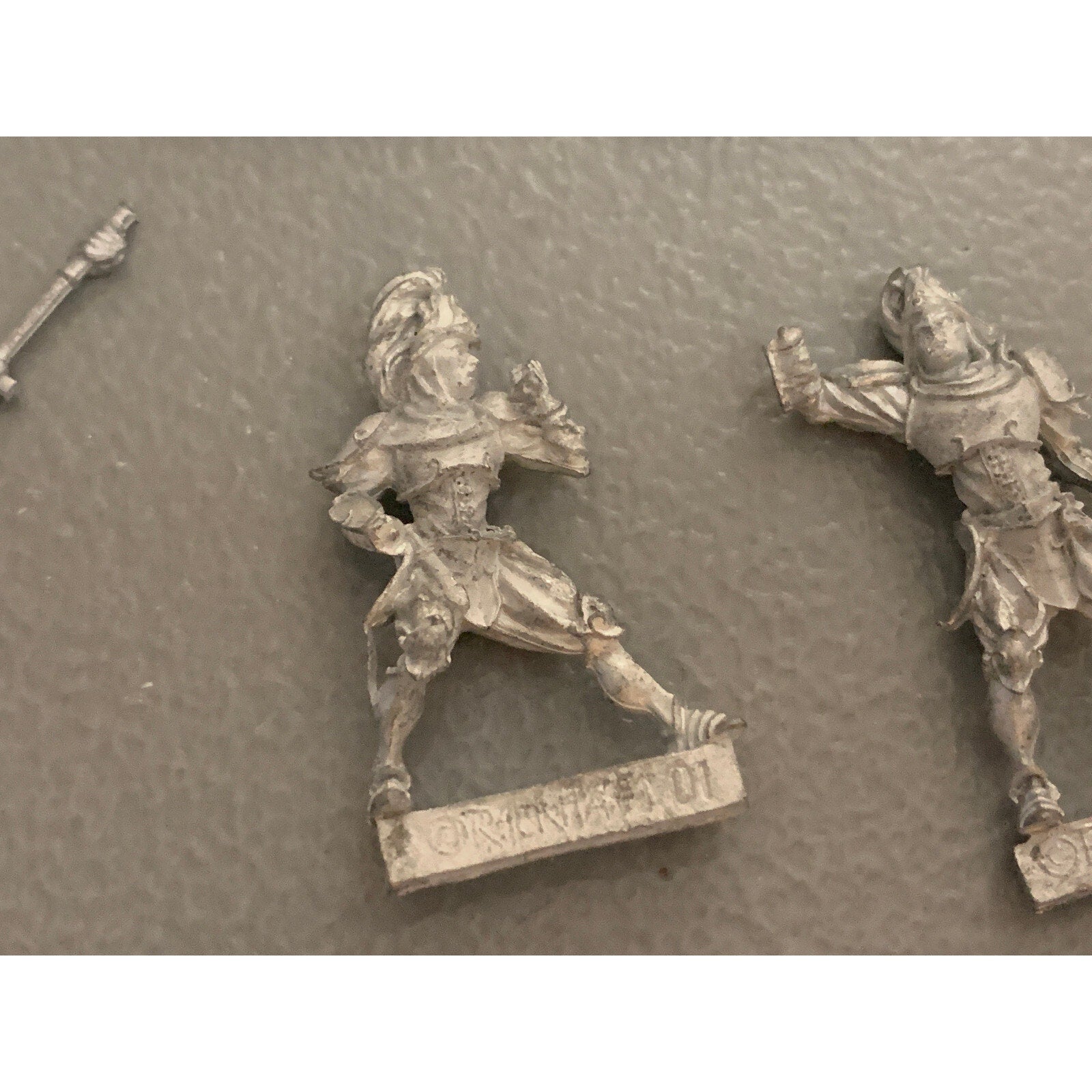 A10497 RACKHAM CONFRONTATION METAL OOP GUARDS OF ALAHAN