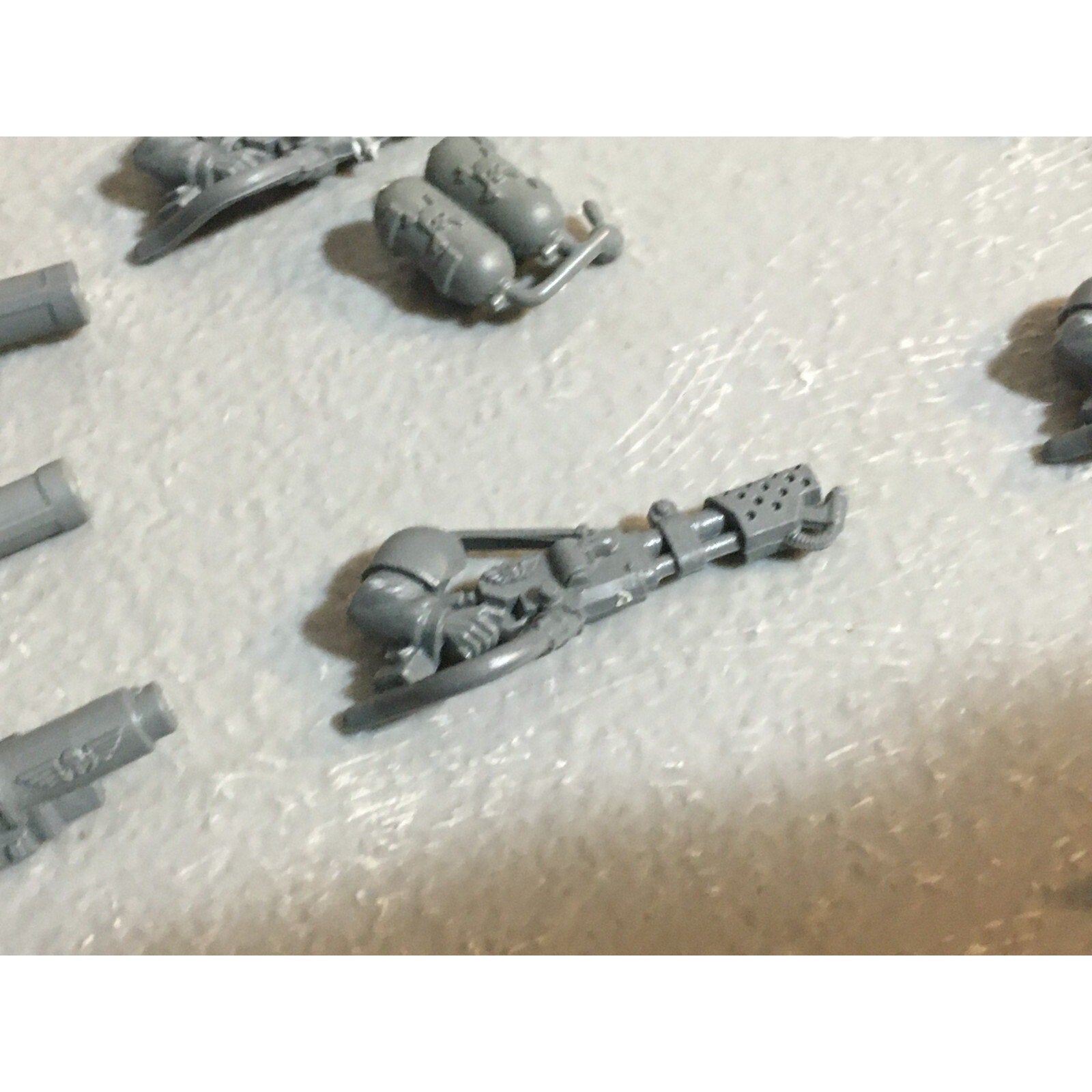 A17843 WARHAMMER 40K ASTRA IG GUARD CADIAN SPECIAL & HEAVY WEAPONS BITS LOT GW