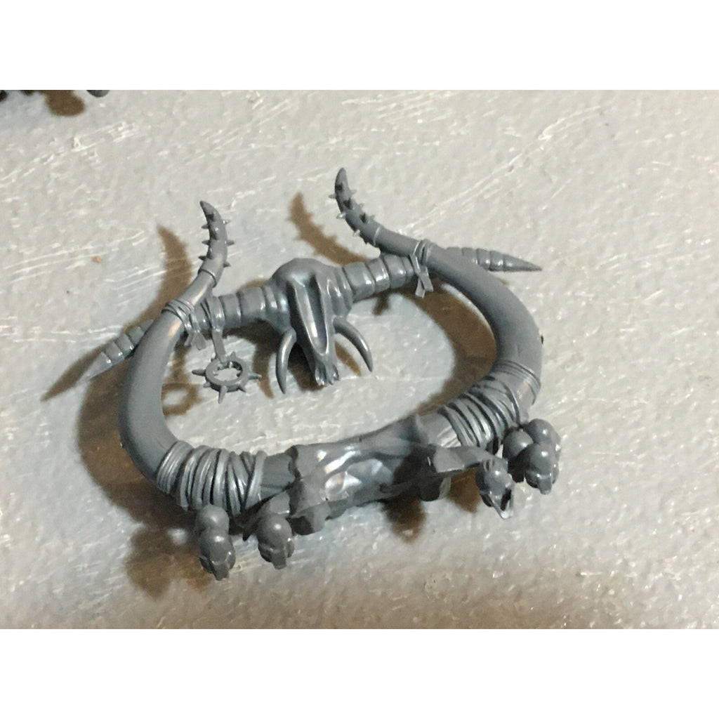A23222 WARHAMMER FANTASY CHAOS BEASTMEN BITS LOT CYGOR HORNS GAMES WORKSHOP GW