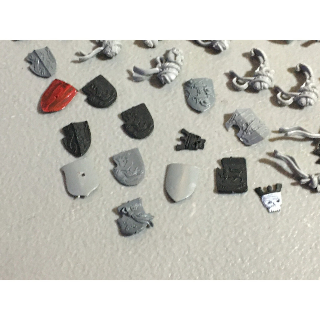 A22076 WARHAMMER FANTASY EMPIRE BITS LOT MIXED SHIELDS GAMES WORKSHOP GW