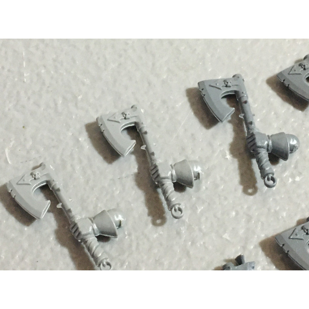 A22212 WARHAMMER FANTASY CHAOS MORTALS BITS LOT AXE HANDS GAMES WORKSHOP