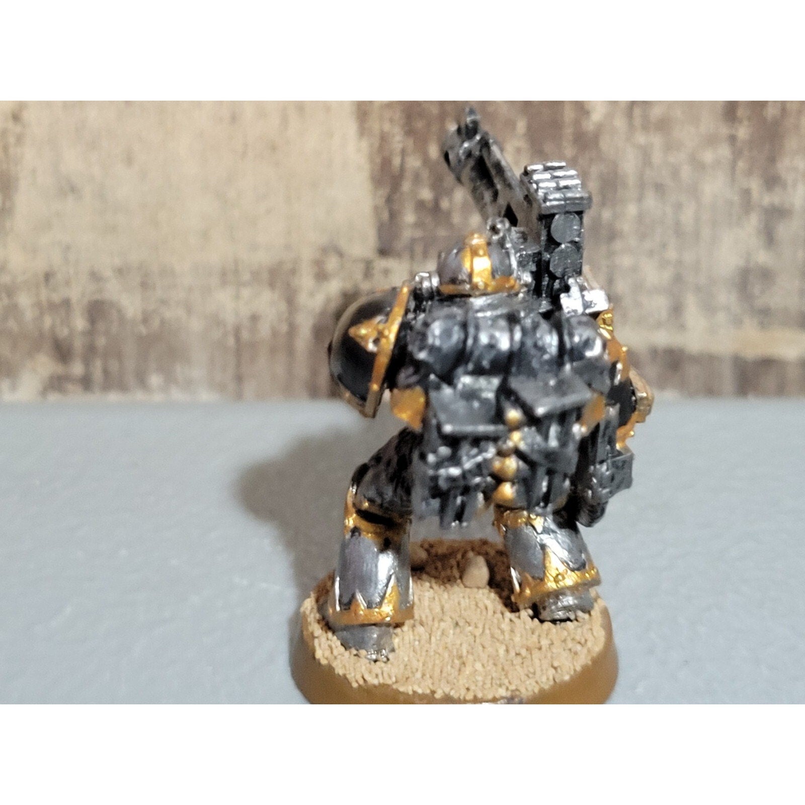 A18002 WARHAMMER 40K CHAOS SPACE MARINES METAL HAVOC PAINTED BASED AUTOCANNON