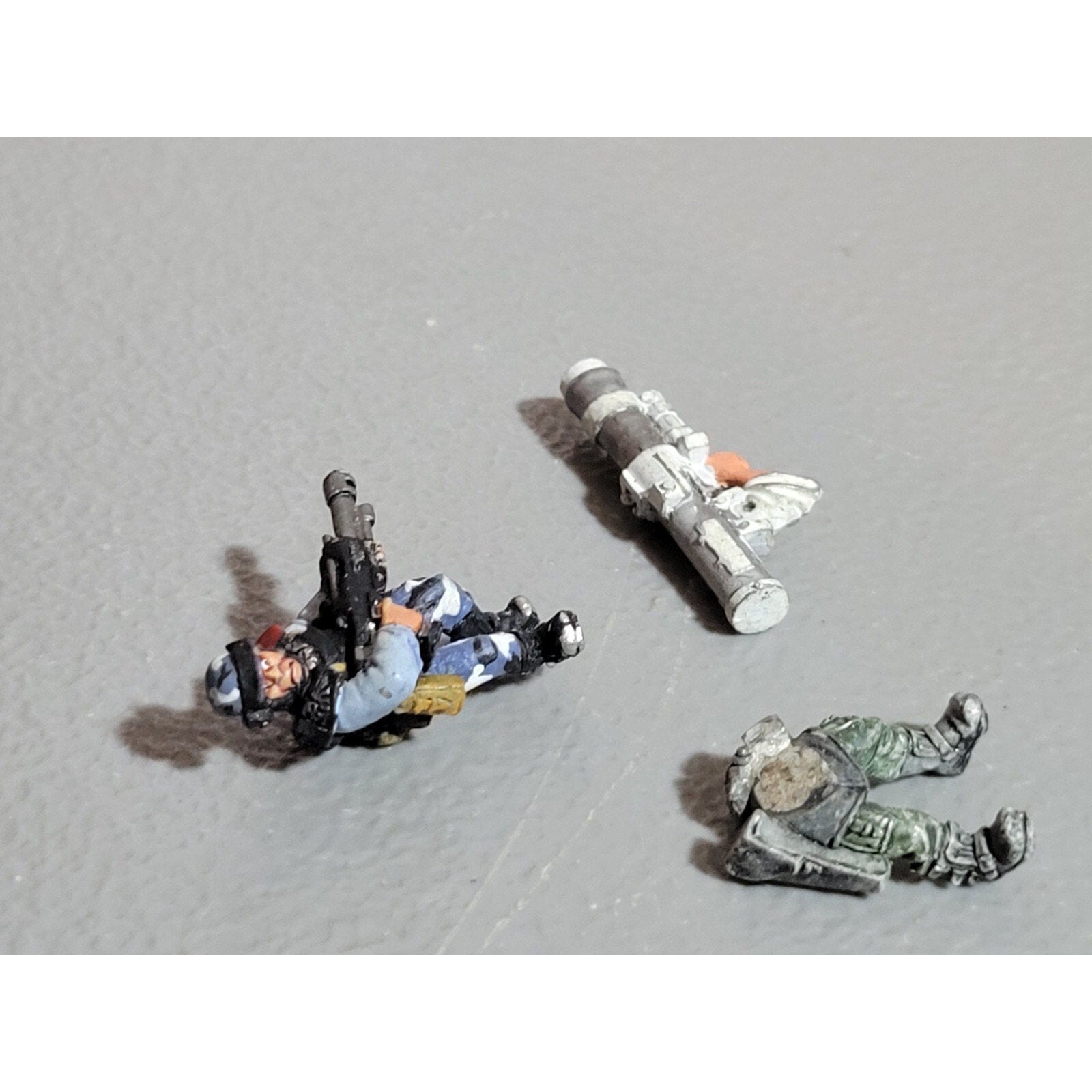 A19072 WARHAMMER 40K IMPERIAL GUARD ASTRA OOP METAL BITS LOT