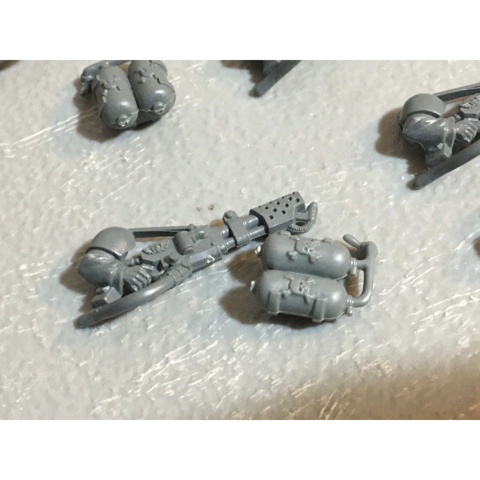 A17843 WARHAMMER 40K ASTRA IG GUARD CADIAN SPECIAL & HEAVY WEAPONS BITS LOT GW