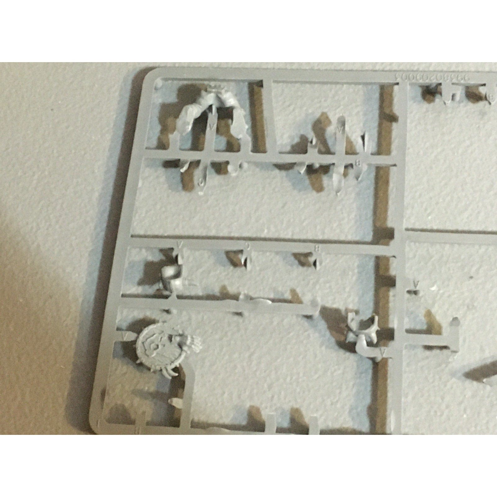 A33696 WARHAMMER FANTASY ORCS & GOBLINS BITS ON SPRUE LOT ORC BOYZ GW