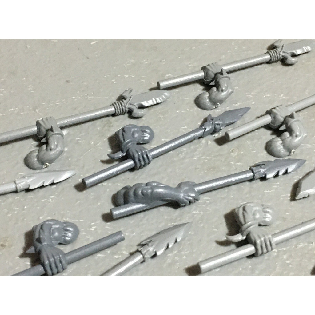 A22609 WARHAMMER FANTASY ORCS & GOBLINS BITS LOT ORC BOYZ SPEARS GAMES WORKSHOP