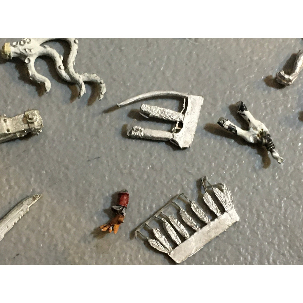 A32540 UNKNOWN MINIATURES ALL METAL BITS & INCOMPLETE LOT FANTASY