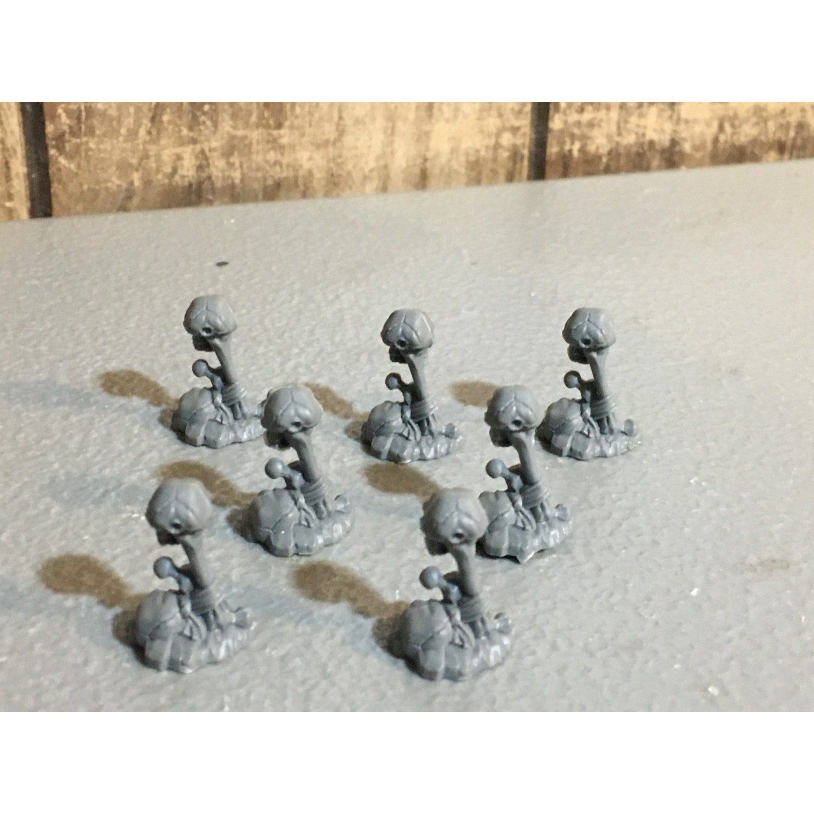 A24983 WARHAMMER FANTASY SKULL PASS OBJECTIVE MARKERS + EXTRA NIGHT GOBLIN BITS