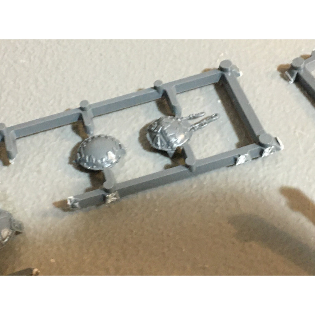 A23587 WARHAMMER AOS FANTASY OGRE KINGDOMS MAWTRIBES BITS ON SPRUE LOT HEAD PLAT