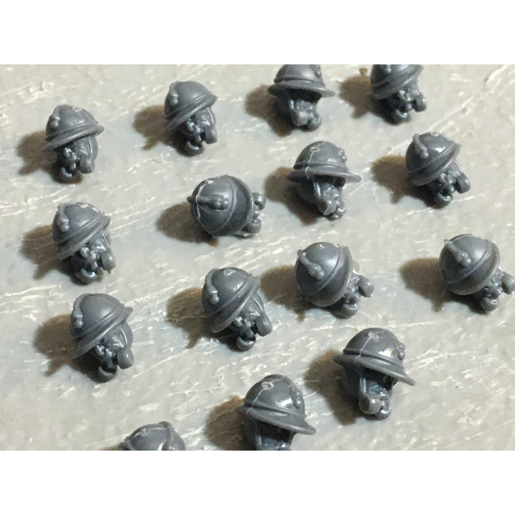 A23032 WARGAMES ATLANTIC HEADS FRENCH ADRIAN HELMET & GASMASK MM BITS LOT MINIS