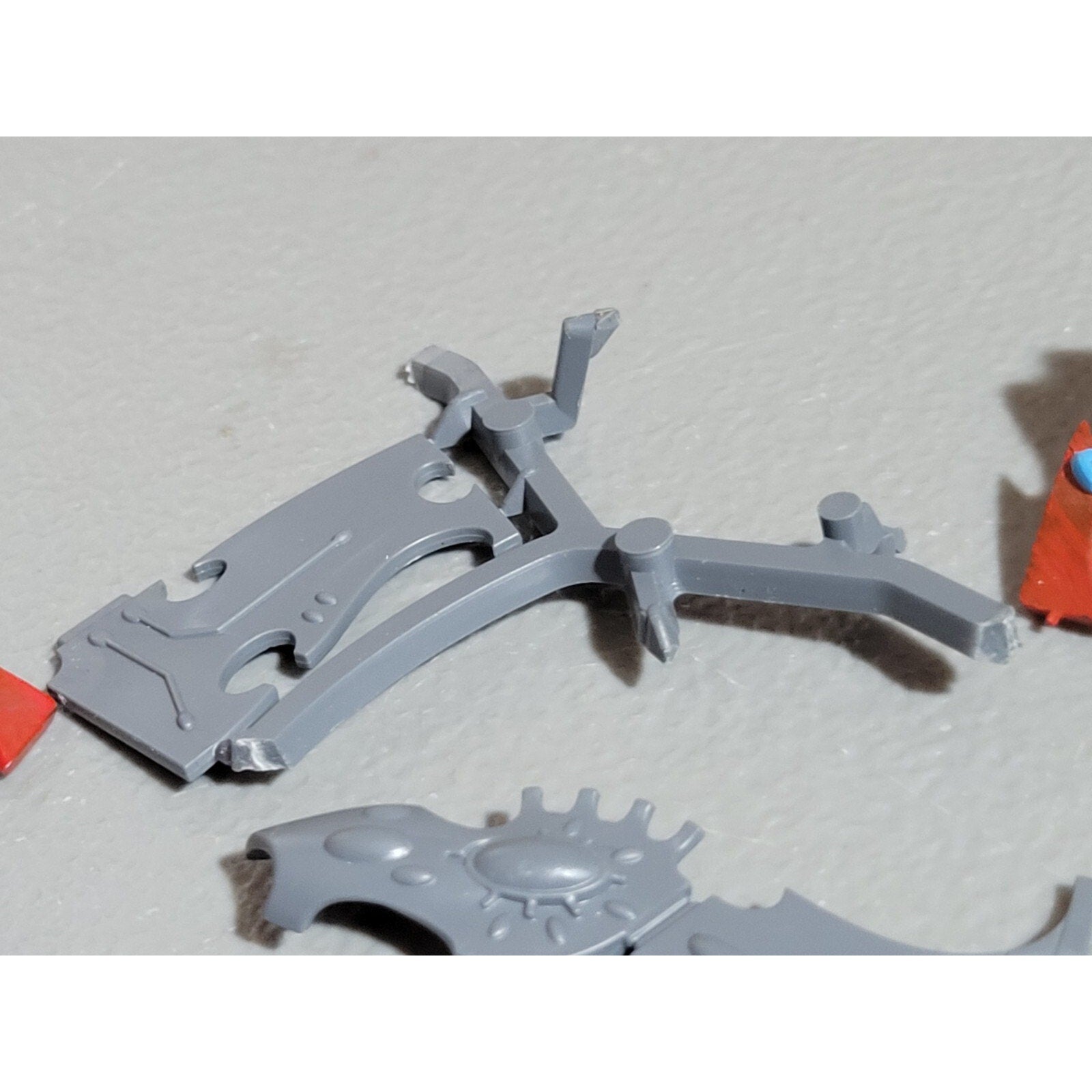 A18536 WARHAMMER 40K ELDAR CRAFTWORLDS BITS & INCOMPLETE LOT