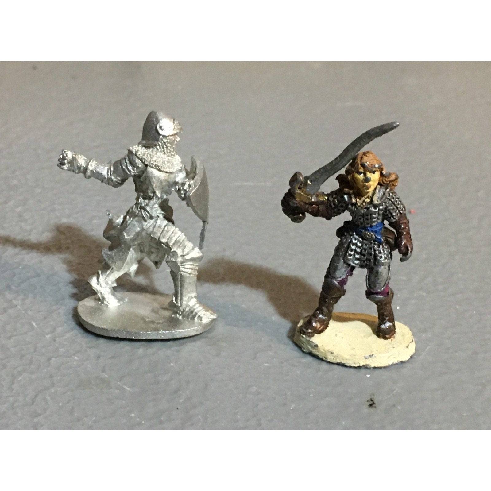 A24861 UNBRANDED METAL TABLETOP OLD OOP D&D FANTASY WARRIORS KNIGHTS MINIATURES