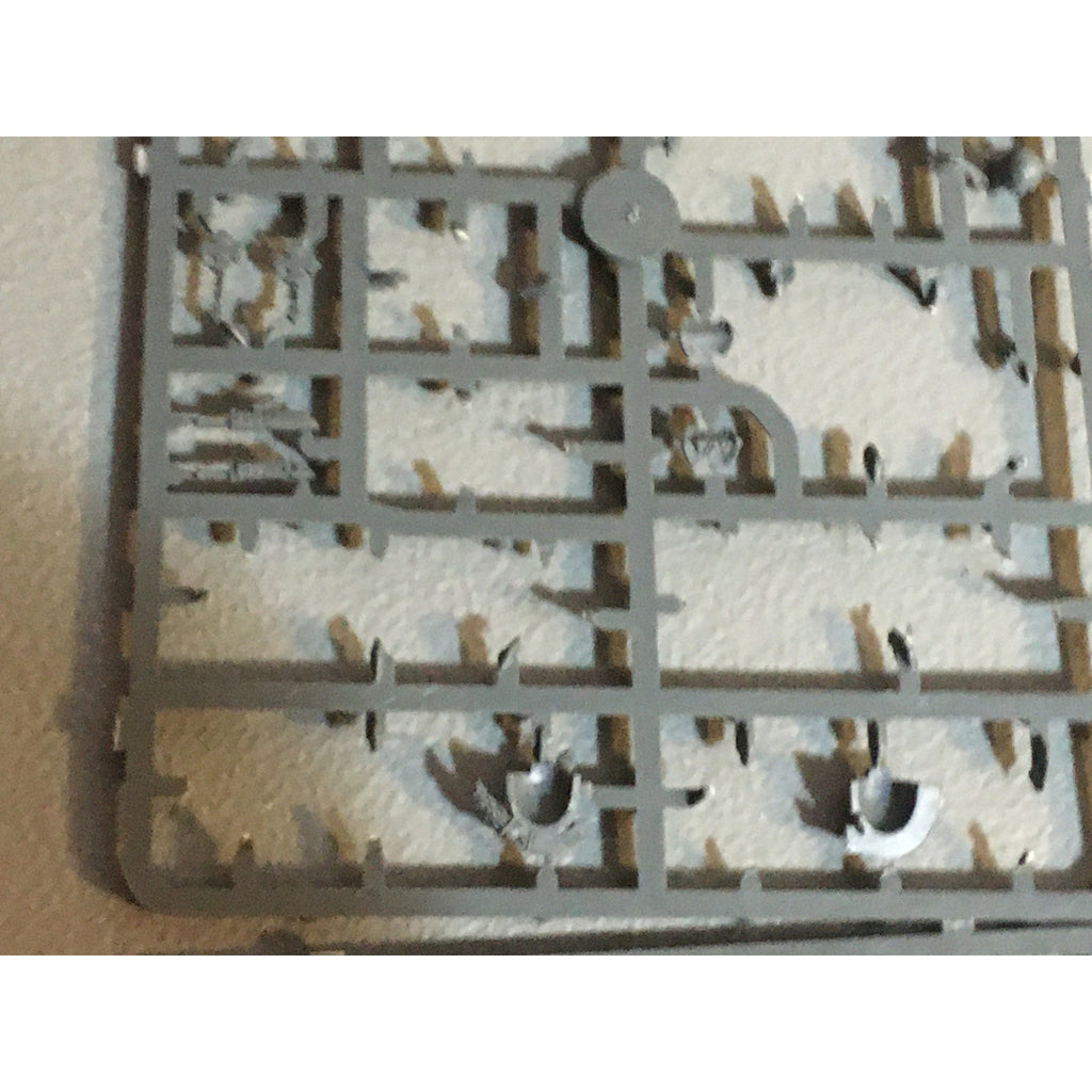 A33681 WARHAMMER 40K SPACE MARINES WOLVES BITS SPRUE LOT TERMINATOR GW