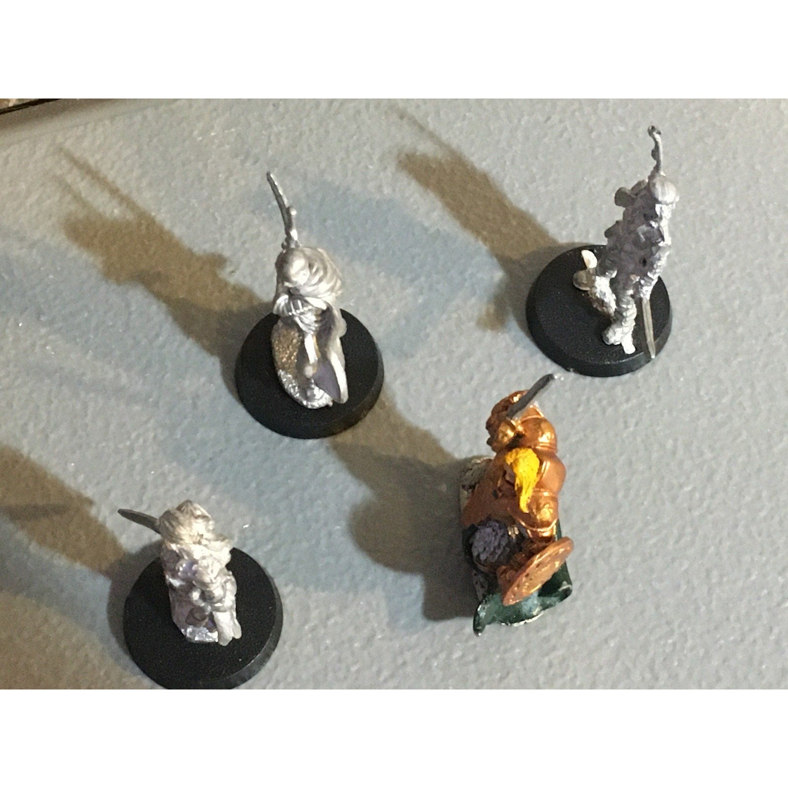 A32861 UNKNOWN METAL MINIATURES HUMAN 4 PK ADVENTURER WARRIOR SCOUT