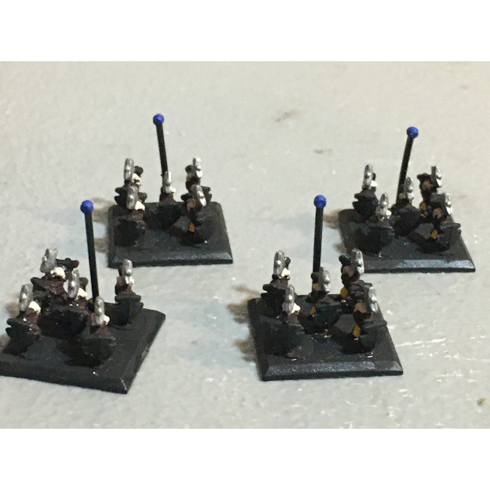 A25308 WARHAMMER 40K EPIC IG IMPERIAL GUARD BEASTMEN 4 STANDS GW