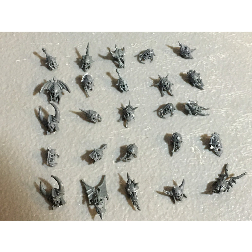 A23413 WARHAMMER FANTASY VAMPIRE COUNTS UNDEAD BITS LOT SKELETON WIGHT HEADS GW