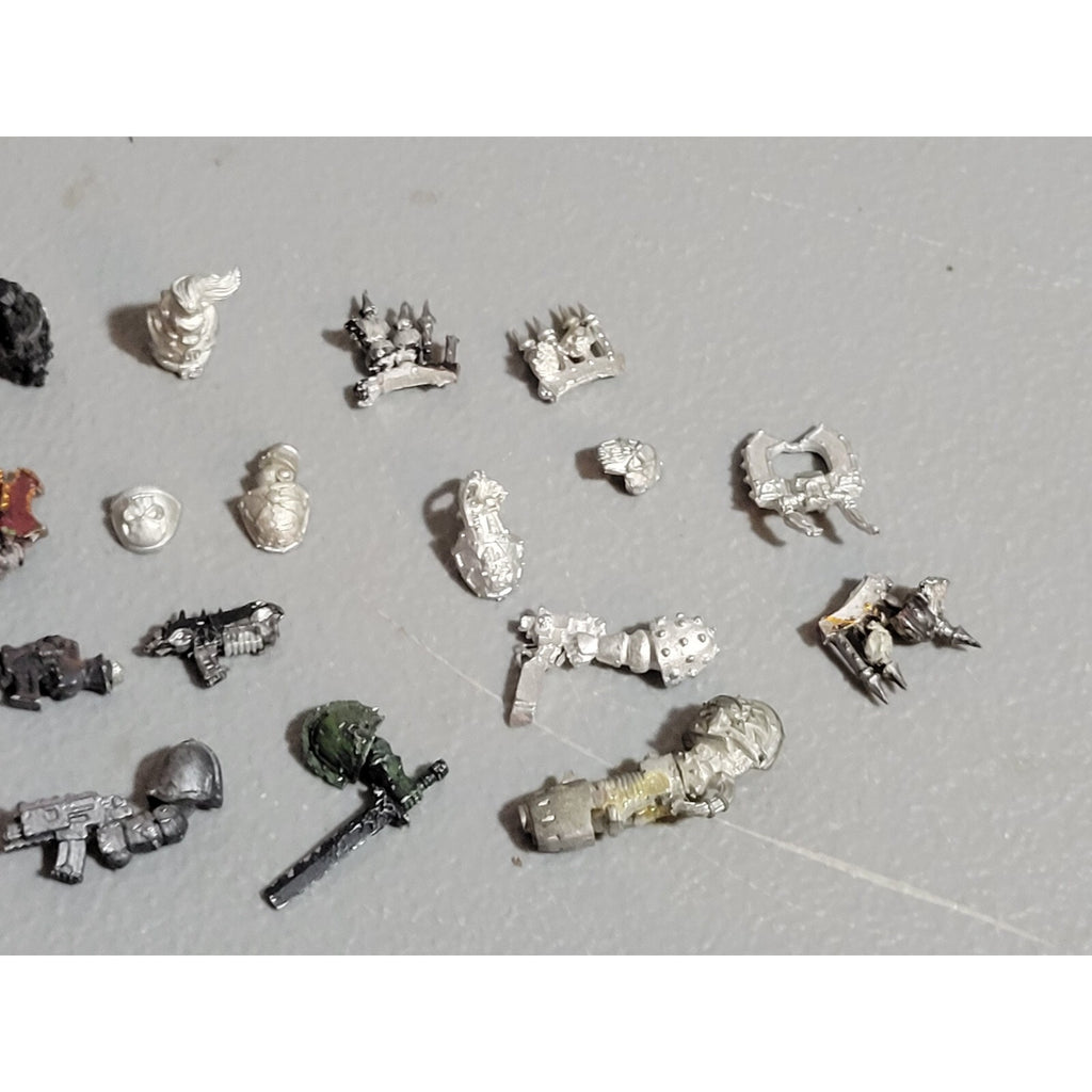 A19077 WARHAMMER 40K CHAOS SPACE MARINES ALL METAL BITS LOT