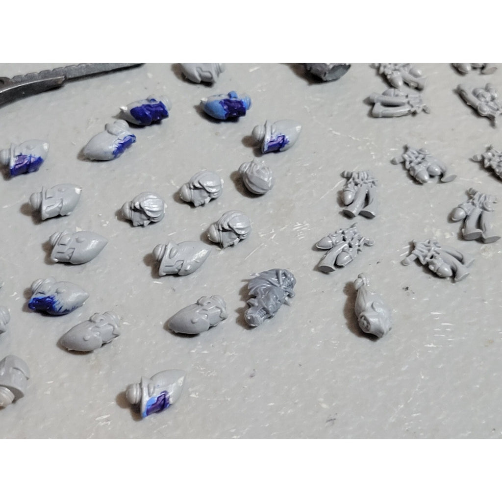A18981 WARHAMMER 40K ELDAR CRAFTWORLDS BITS LOT HEADS ACCESSORIES INC