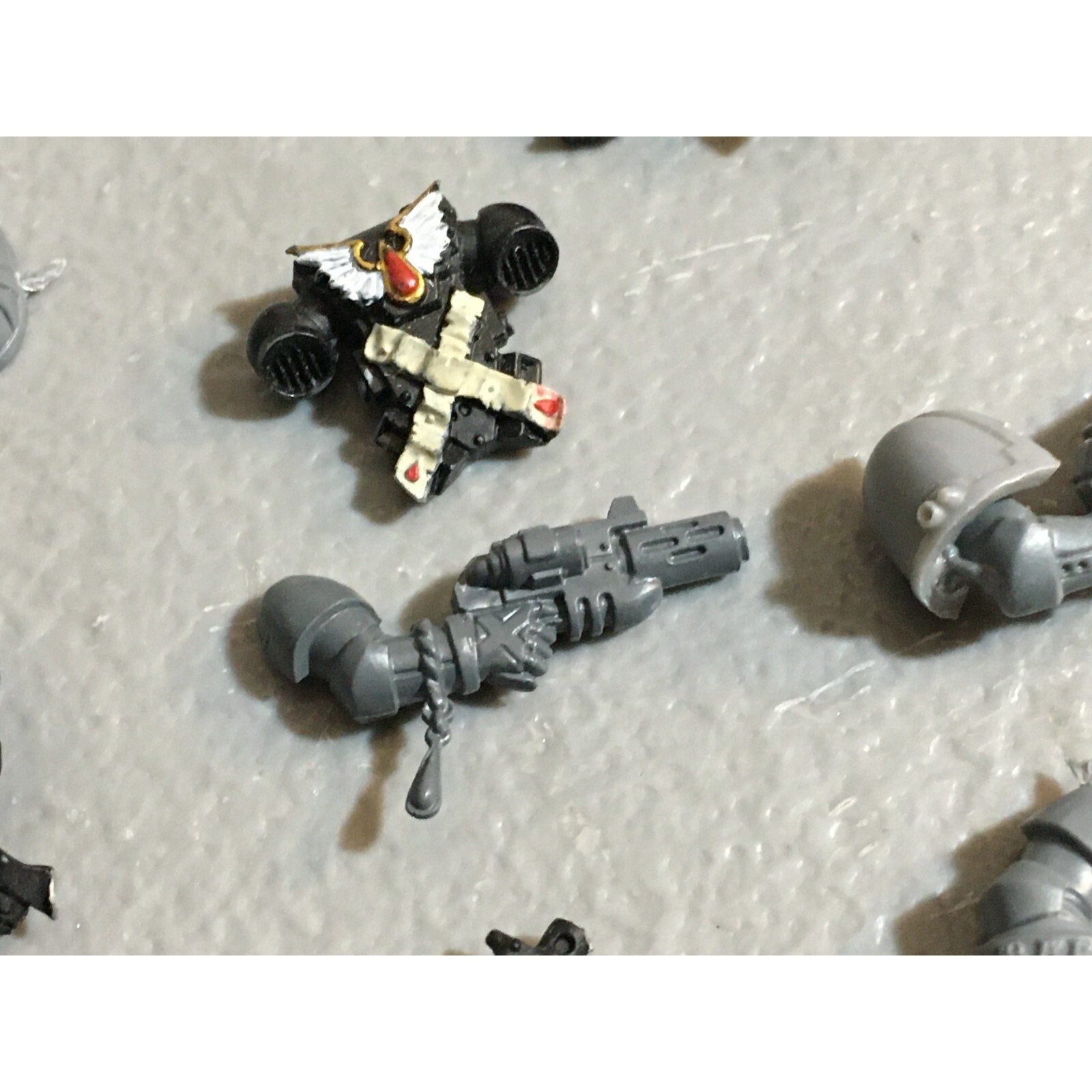 A23214 WARHAMMER 40K SPACE MARINES BLOOD ANGELS BITS LOT MIXED GW GAMES WORKSHOP