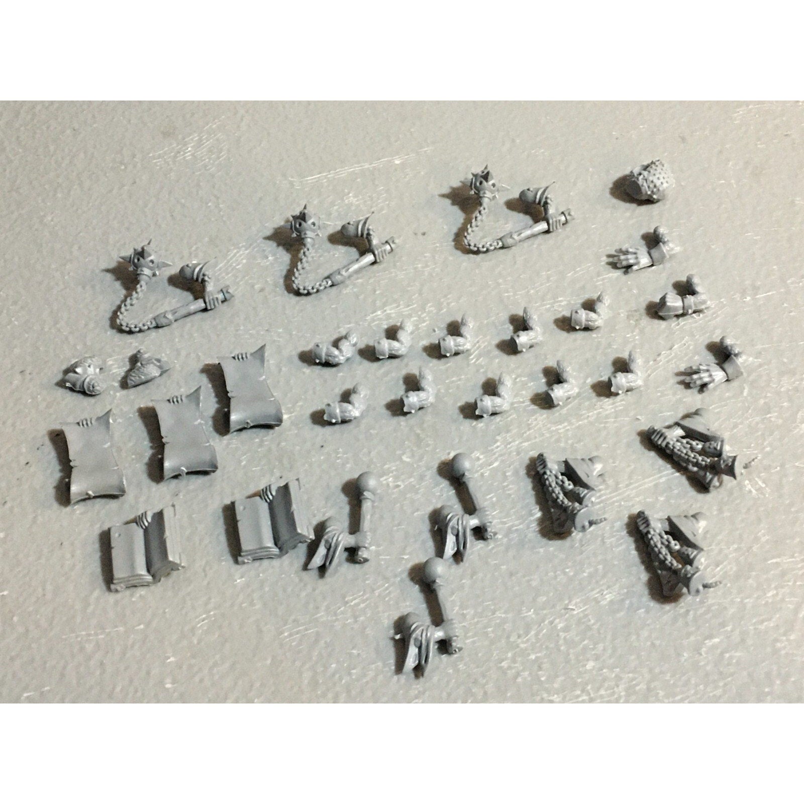 A23449 WARHAMMER FANTASY SKAVEN BITS LOT MIXED CLANRAT PLAGUE MONK RUNNER GW