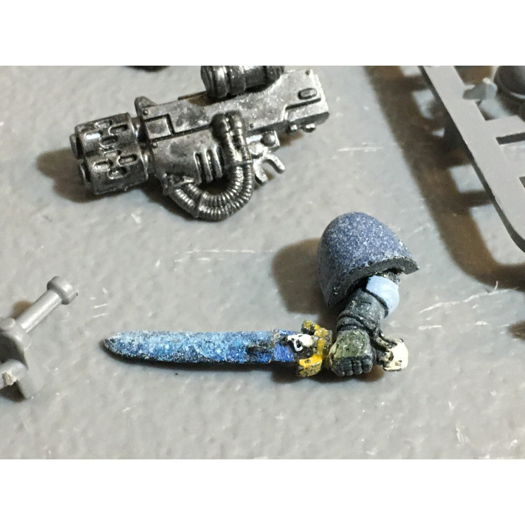 A23263 WARHAMMER 40K SPACE MARINES BITS LOT VEHICLE BIKE SPEEDER GAMES WORKSHOP