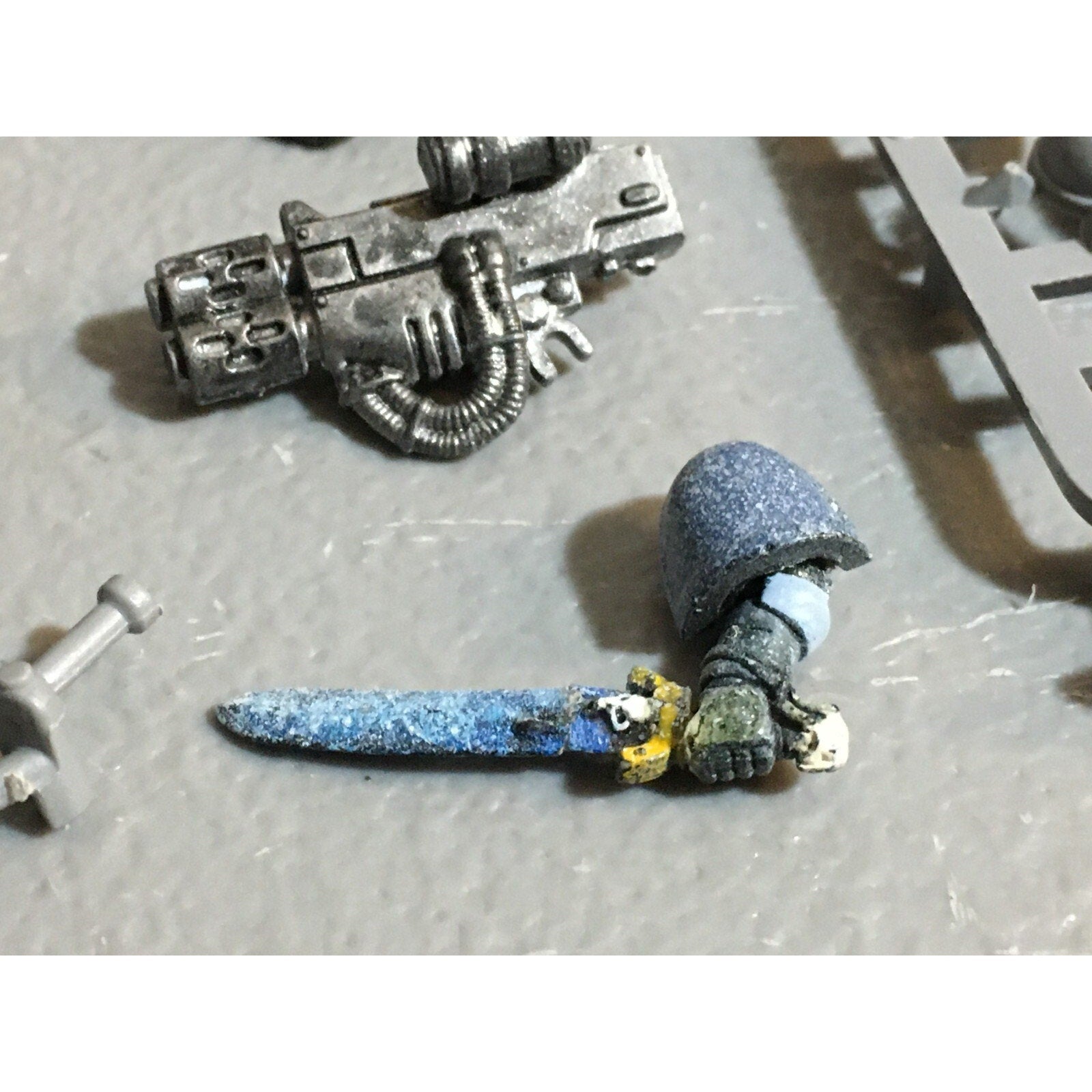 A23263 WARHAMMER 40K SPACE MARINES BITS LOT VEHICLE BIKE SPEEDER GAMES WORKSHOP