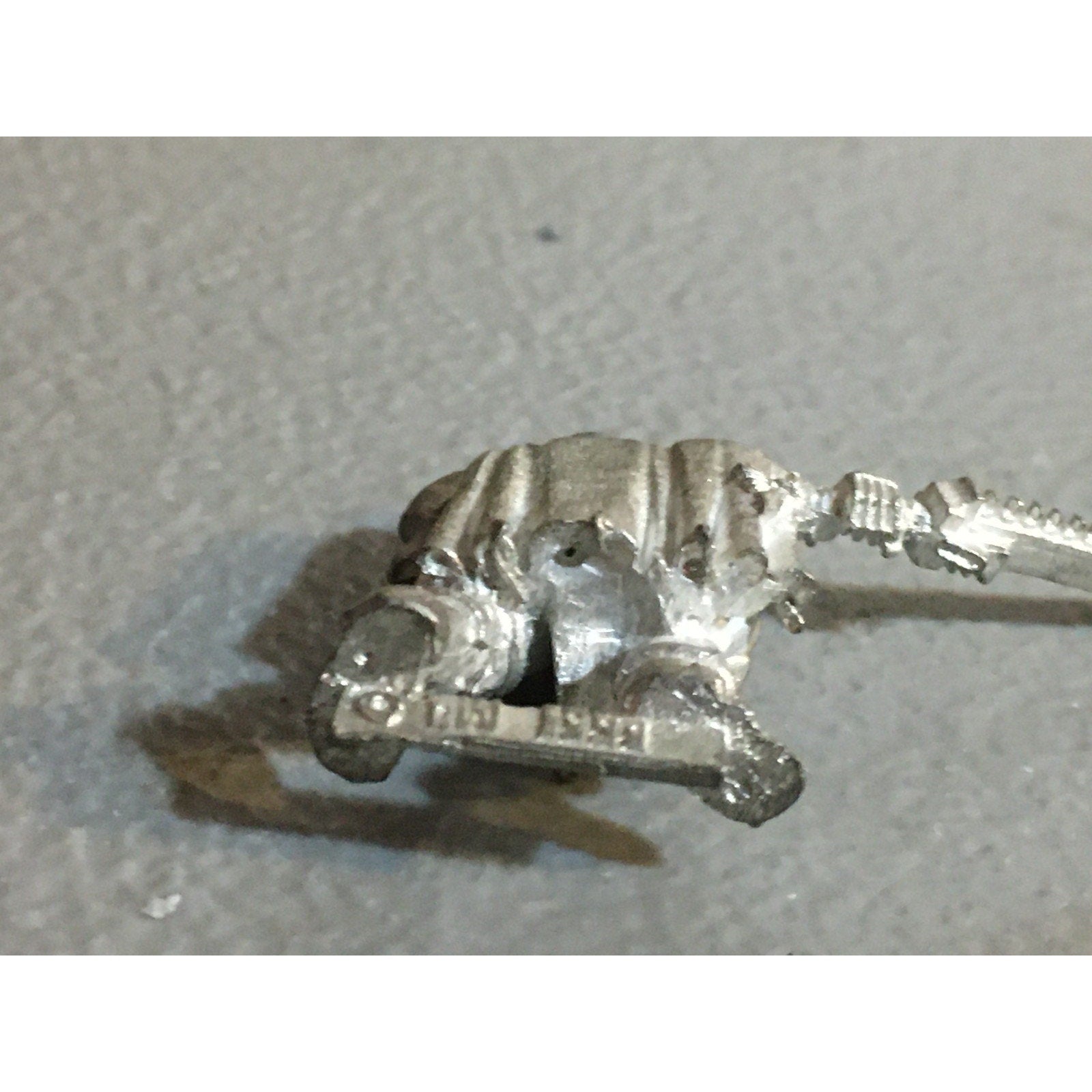 A32816 WARHAMMER 40K SPACE MARINES DARK ANGELS METAL SERGEANT NAAMAN MISS HAND