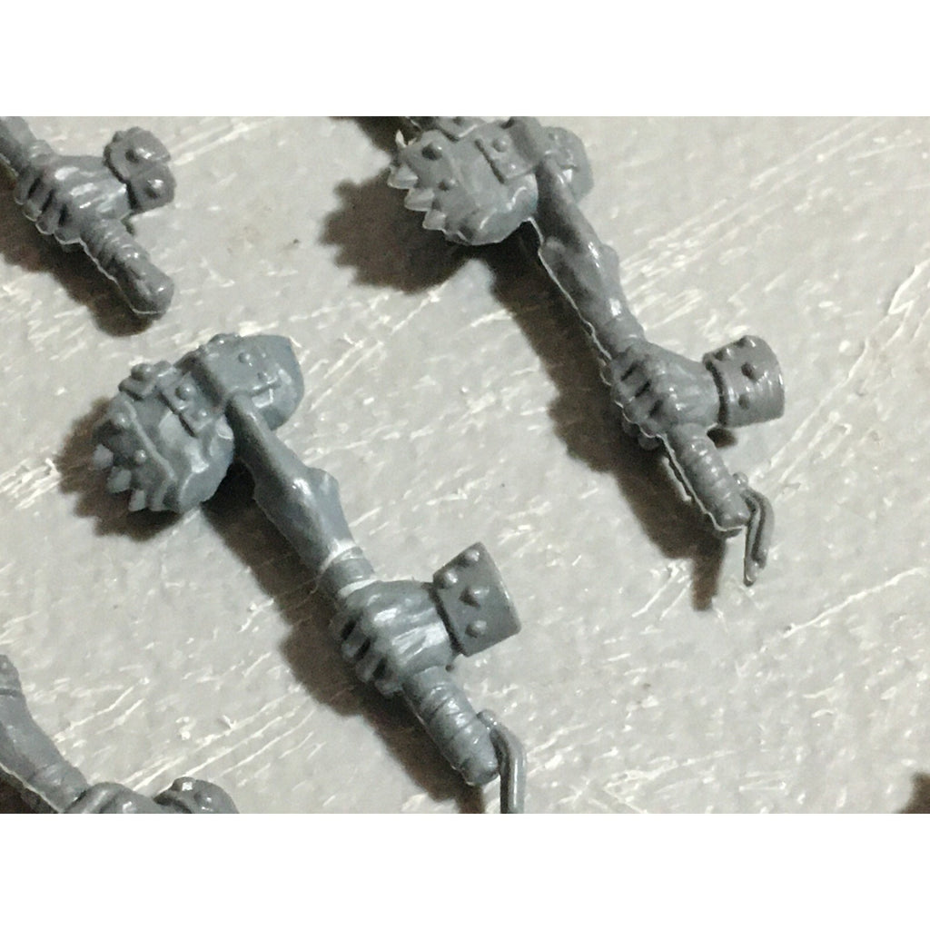 A22592 WARHAMMER FANTASY OGRE KINGDOMS BITS LOT HANDS GAMES WORKSHOP GW