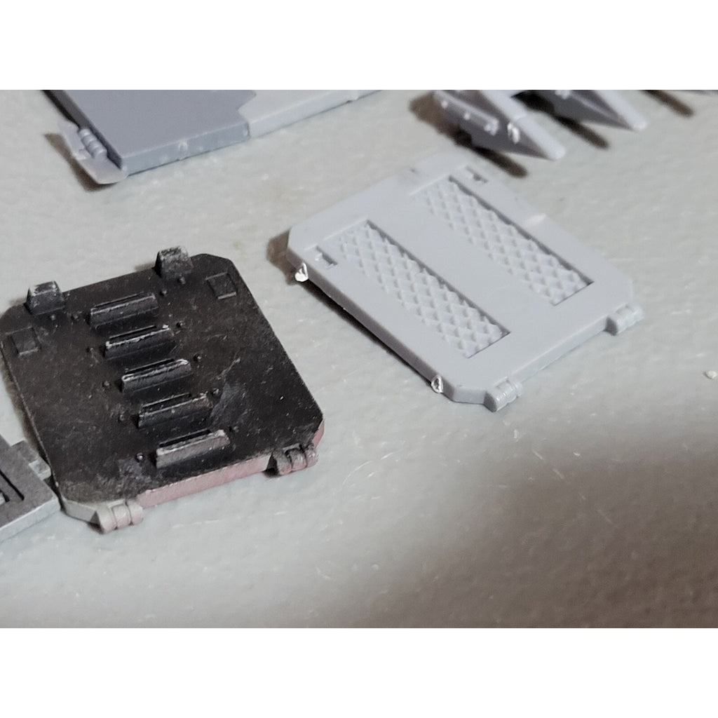 A18902 WARHAMMER 40K SPACE MARINES BITS LOT TANK VEHICLE RHINO RAZORBACK PRED