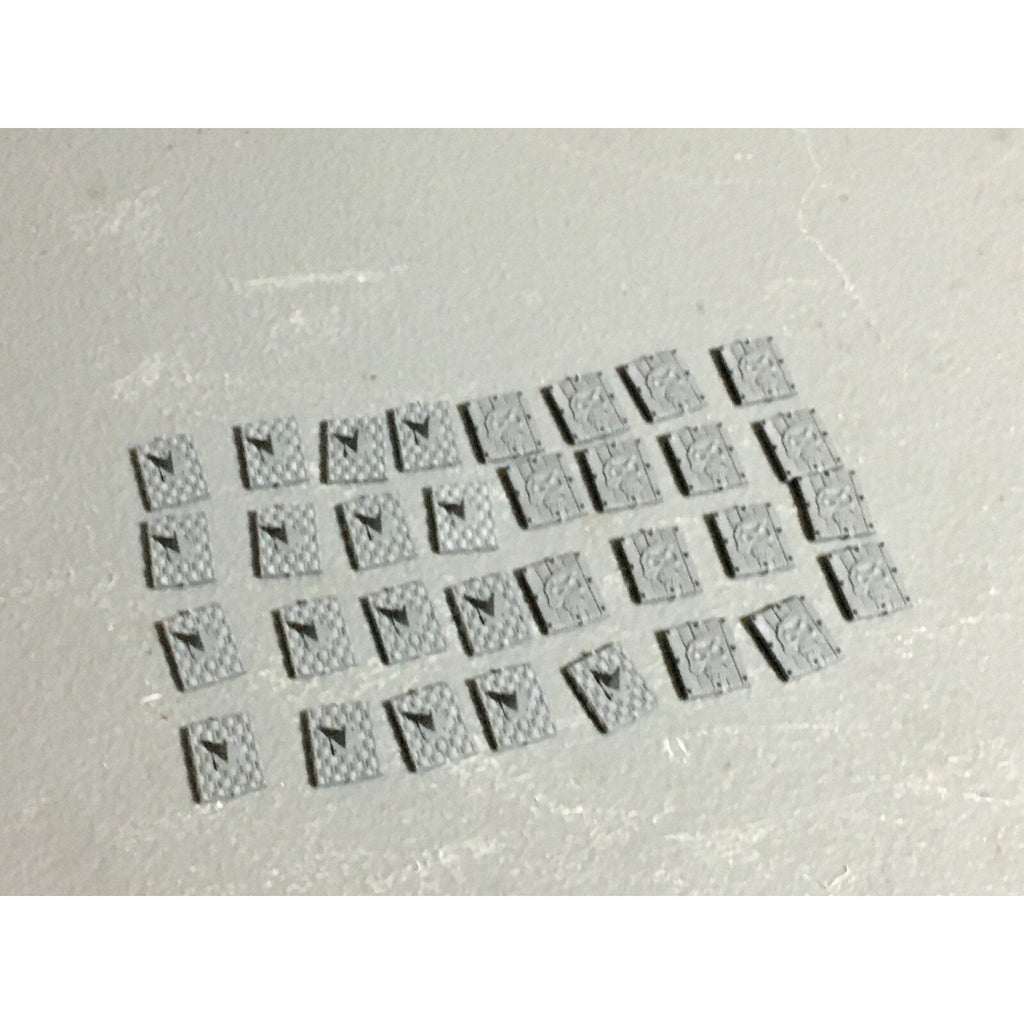 A22049 WARHAMMER FANTASY ORCS & GOBLINS BITS LOT GOBLIN REGIMENT SHIELDS GW