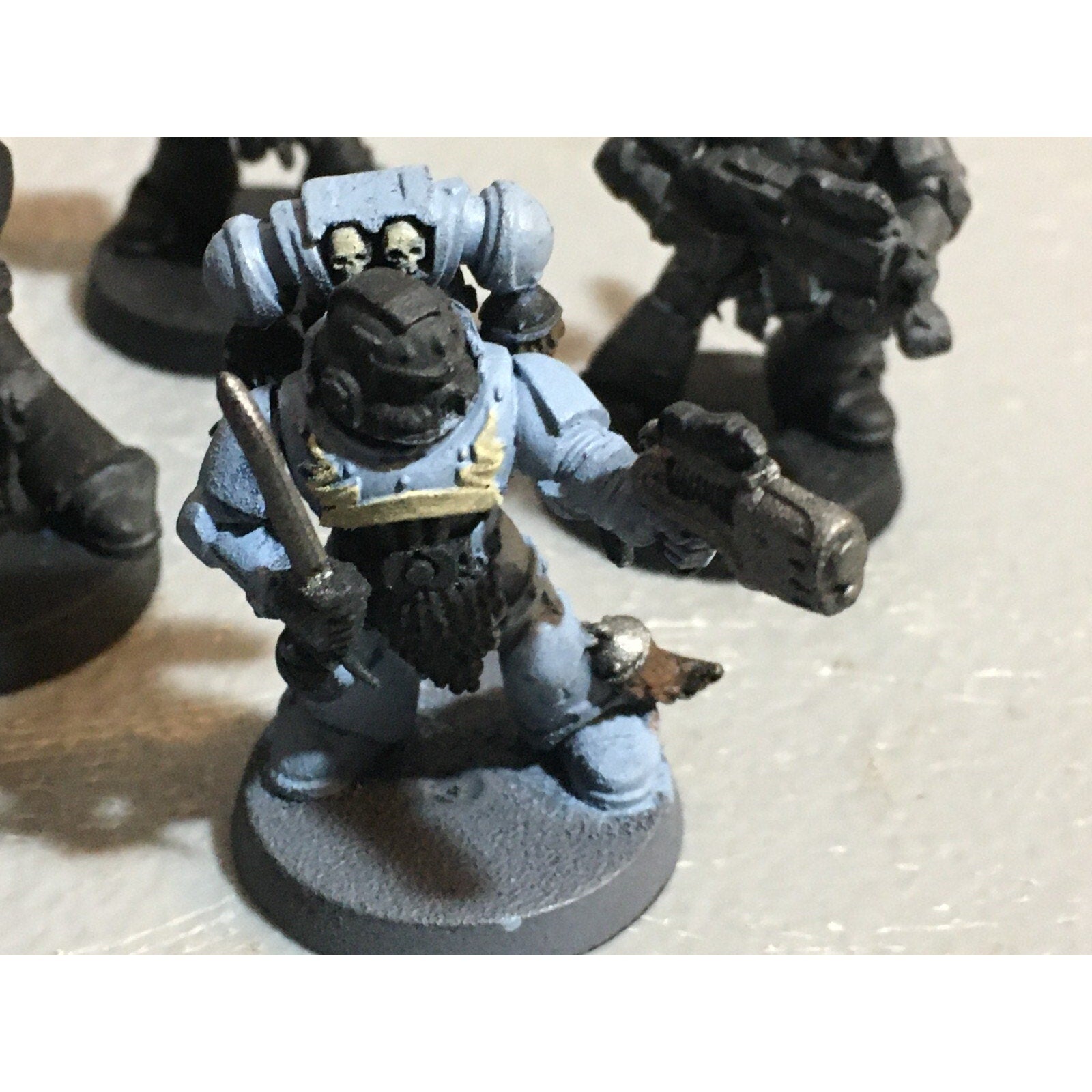 A23004 WARHAMMER 40K SPACE MARINES WOLVES INCOMPLETE GREY HUNTERS 10 PK GW