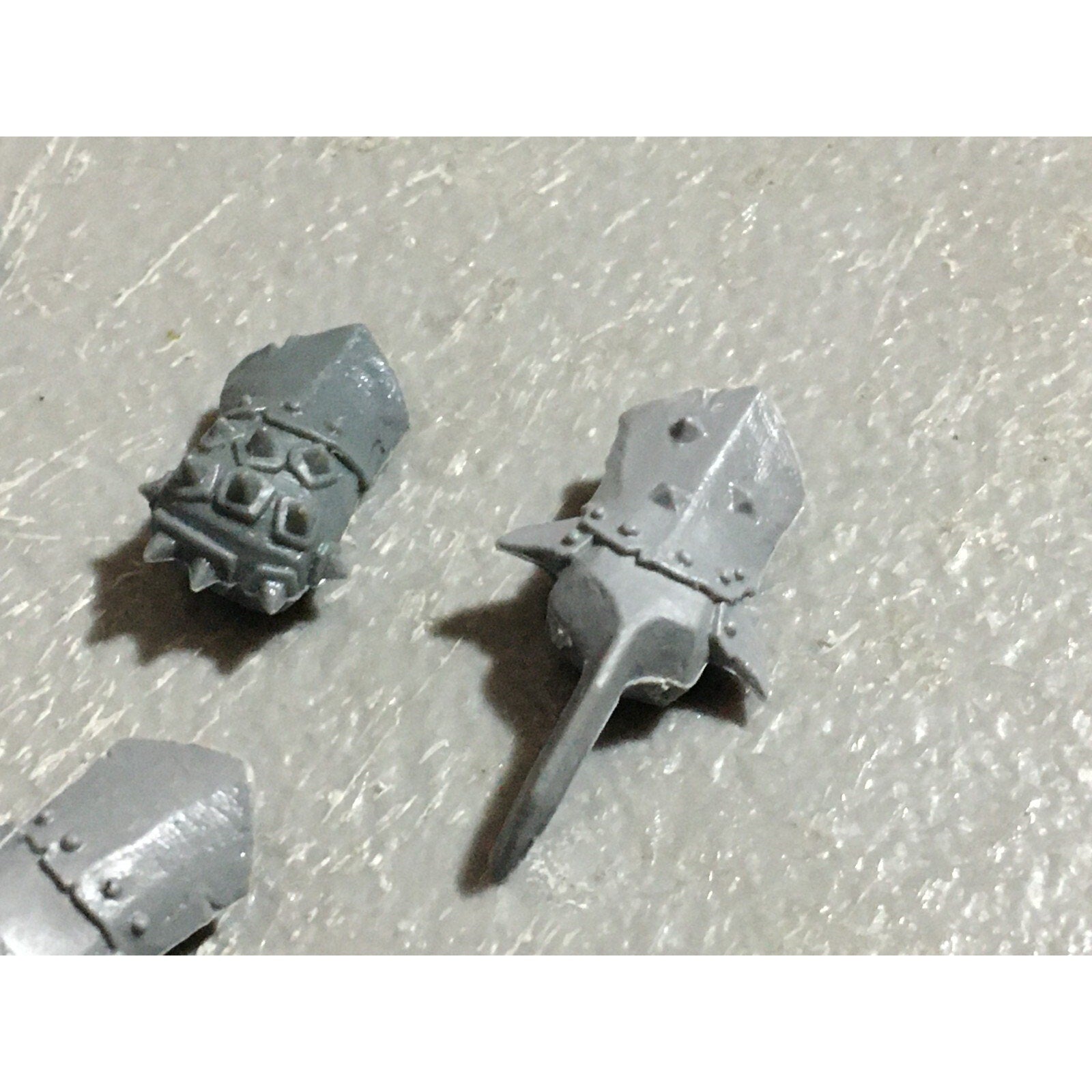 A22581 WARHAMMER FANTASY OGRE KINGDOMS BITS LOT HANDS GAMES WORKSHOP GW