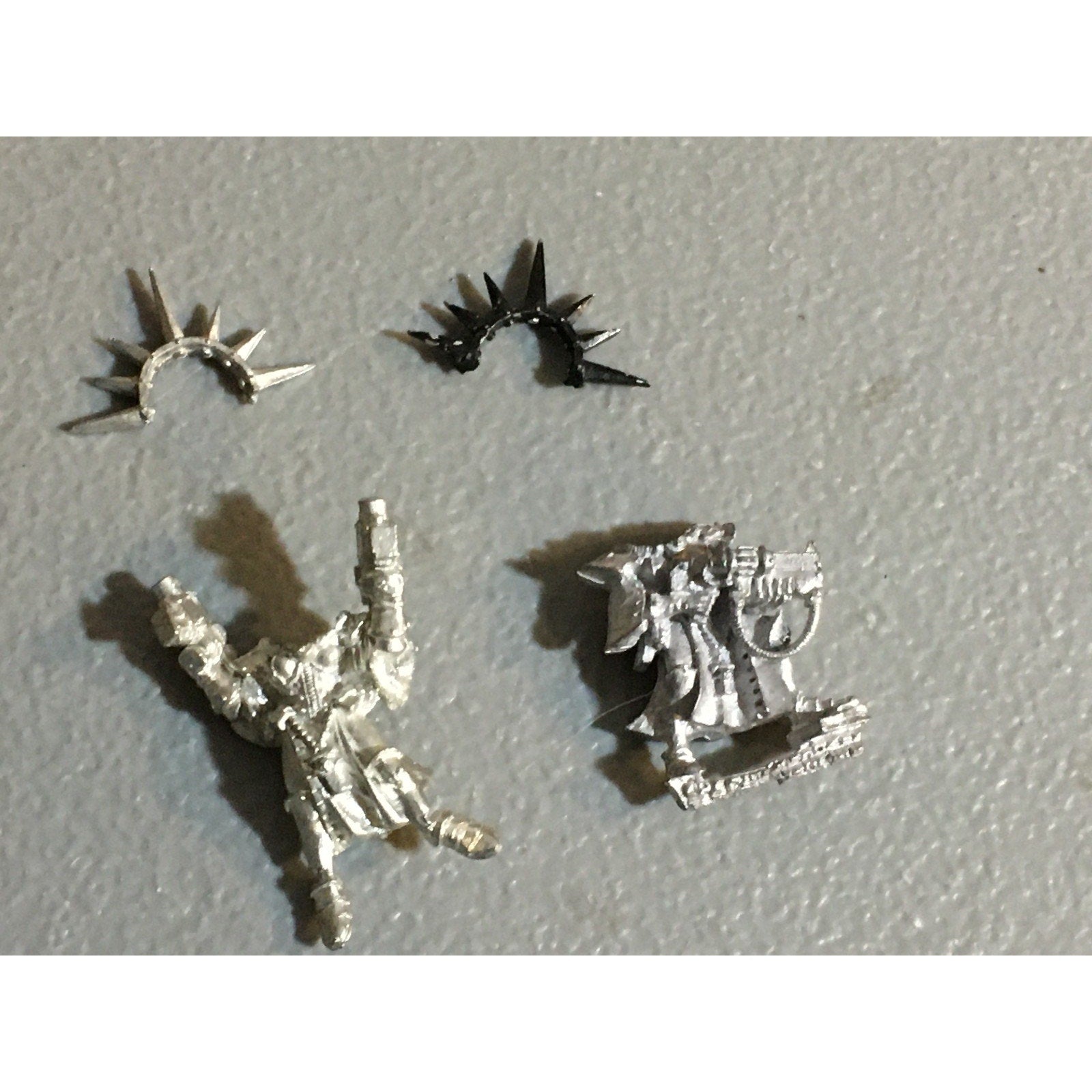 A32482 WARHAMMER 40K SISTERS OF BATTLE METAL INCOMPLETE LOT SERAPHIM HALO GW