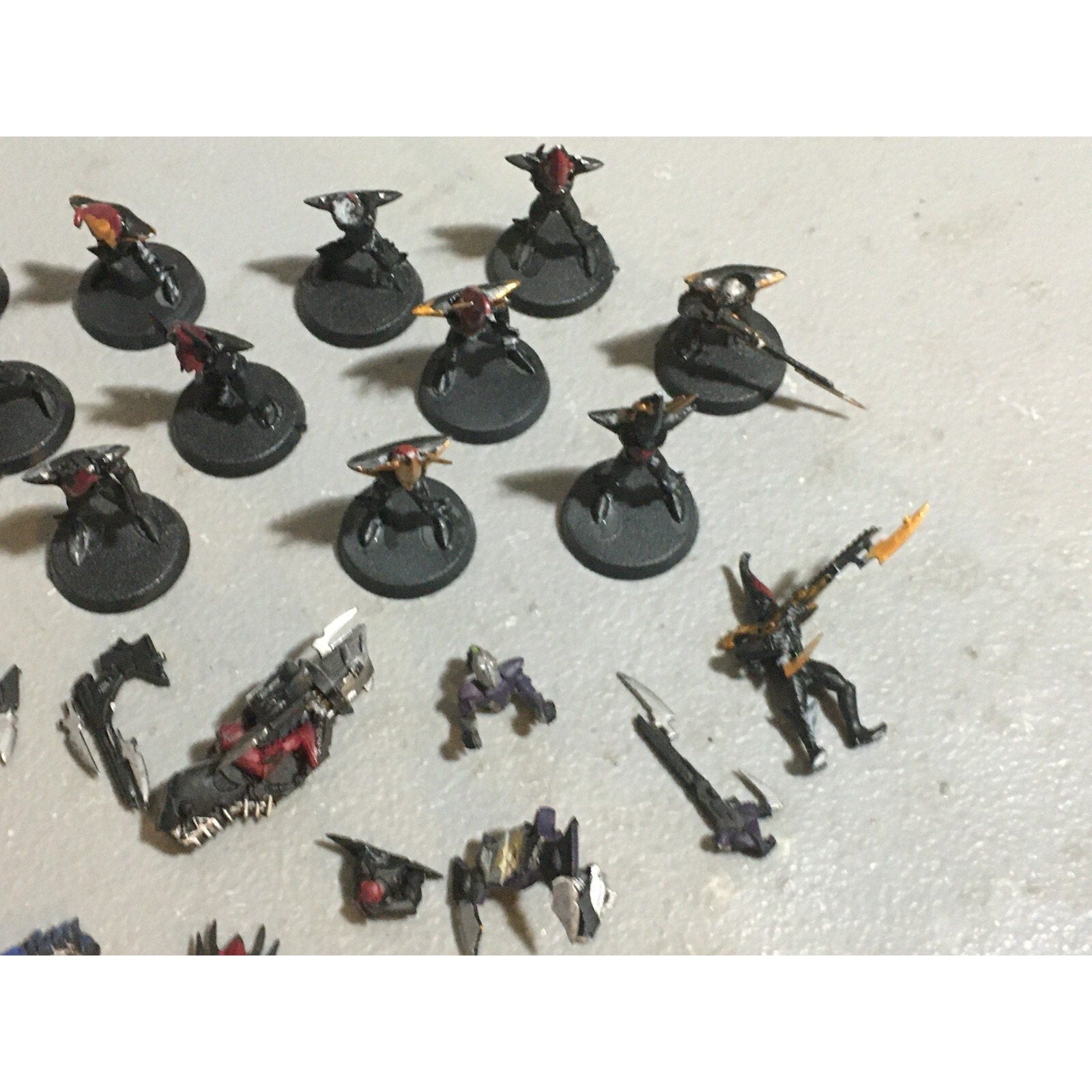 A20398 WARHAMMER 40K DRUKHARI DARK ELDAR INCOMPLETE KABALITE WARRIORS JETBIKE