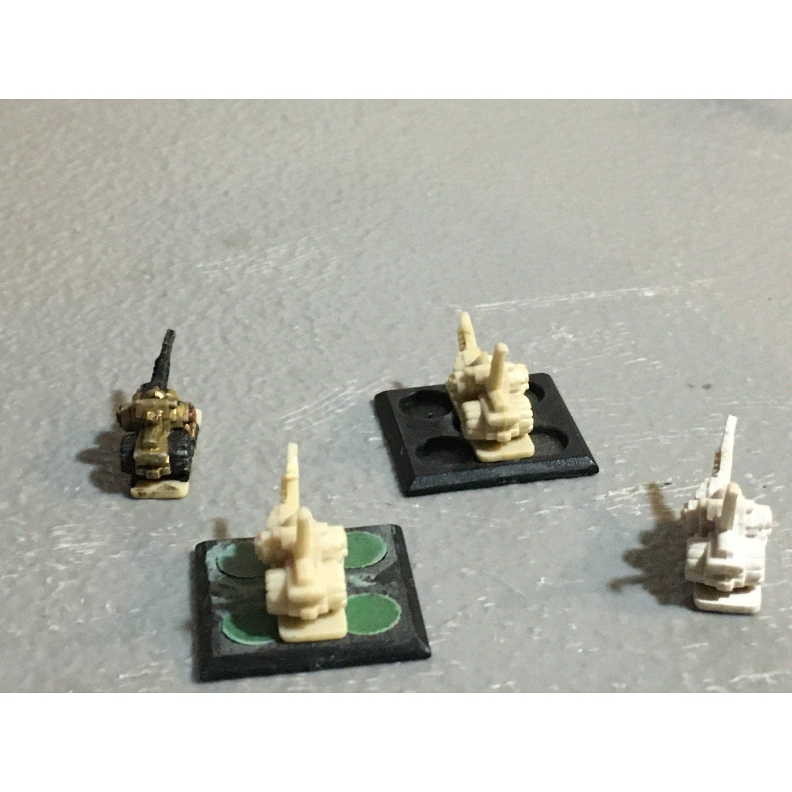 A24539 EPIC 40K SQUAT TRIKE BIKES 4X GAMES WORKSHOP WARHAMMER GW