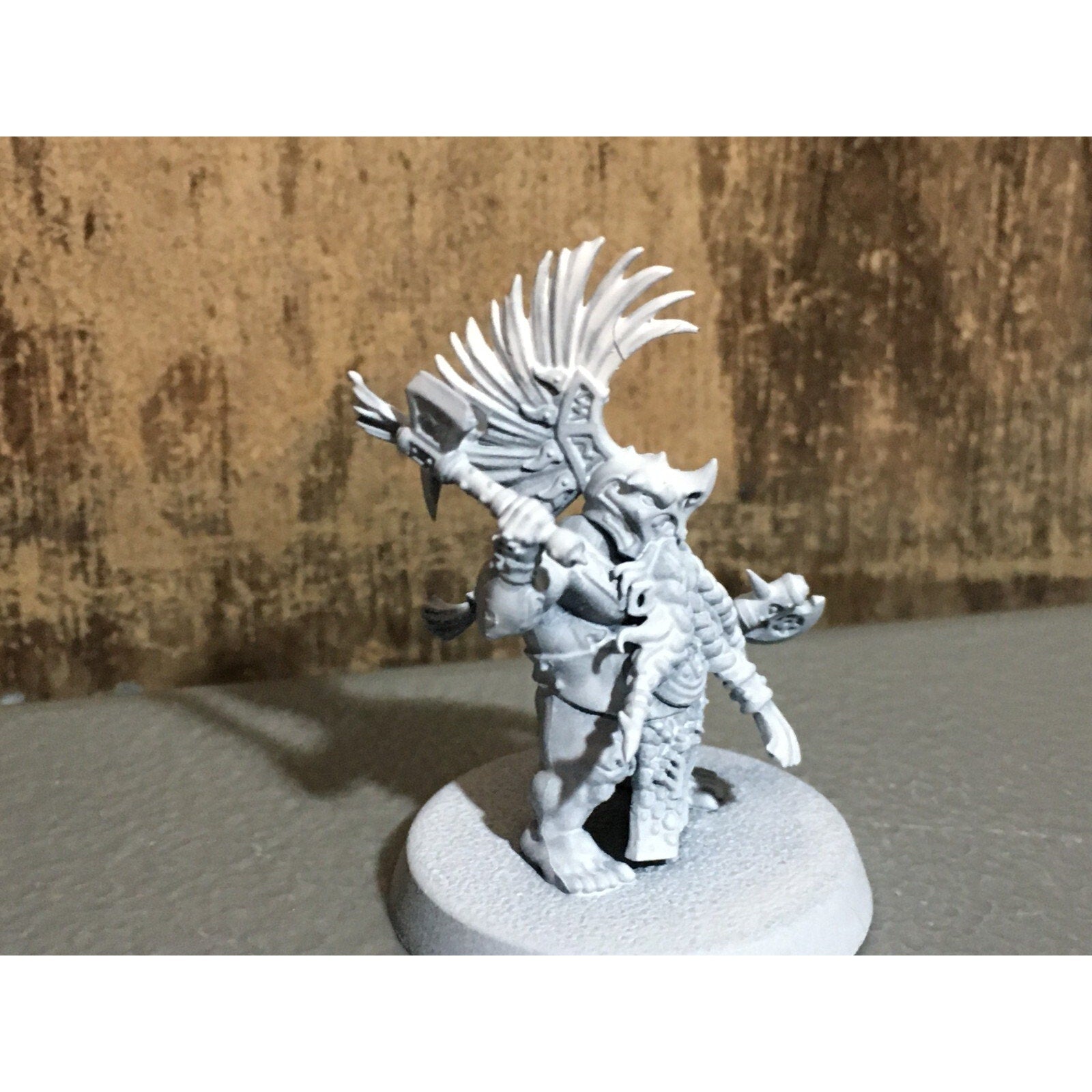 A20169 WARHAMMER FANTASY AOS FYRESLAYERS RUNESON PRIMED
