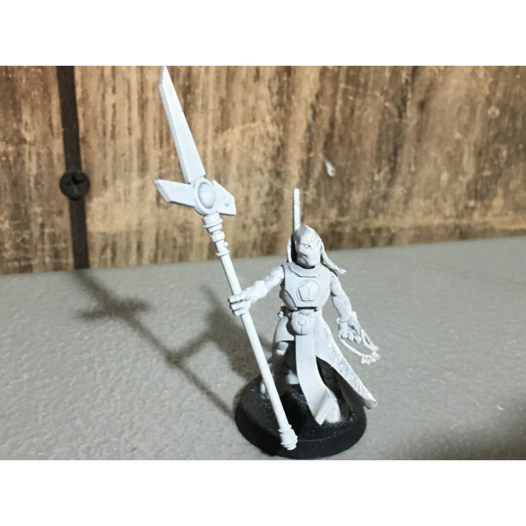 A20661 WARHAMMER 40K TAU EMPIRE ETHEREAL FINECAST GAMES WORKSHOP