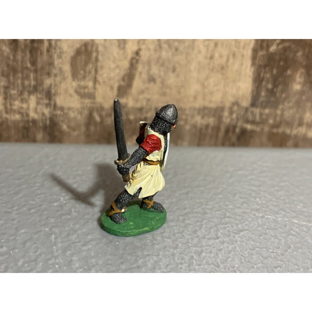 A10016 RAL PARTHA METAL OOP AVALON MAN AT ARMS SWORD ARM EXTENDED PAINTED