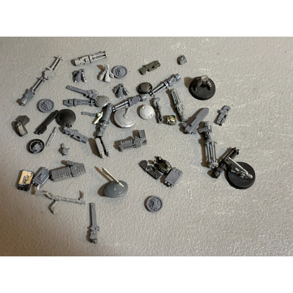 A23278 WARHAMMER 40K TAU EMPIRE BITS LOT DRONES GUNS CRISIS FEET GAMES GW