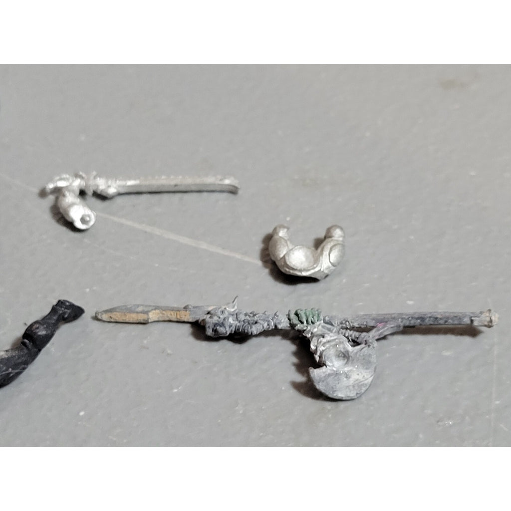 A19079 WARHAMMER 40K ELDAR CRAFTWORLDS METAL AVATAR OF KHAINE HAIR BIT