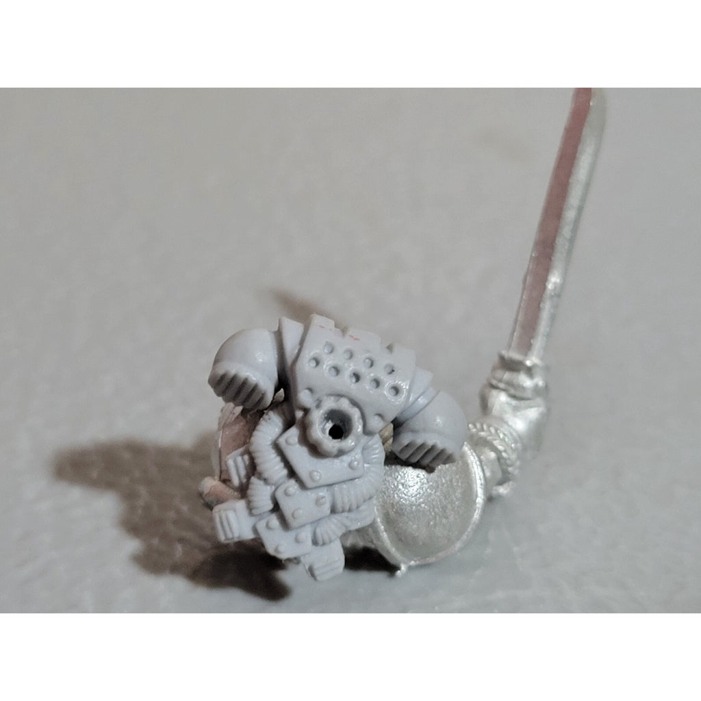 A19053 WARHAMMER 40K SPACE MARINES METAL BIKE CAPTAIN TORSO POWER SWORD