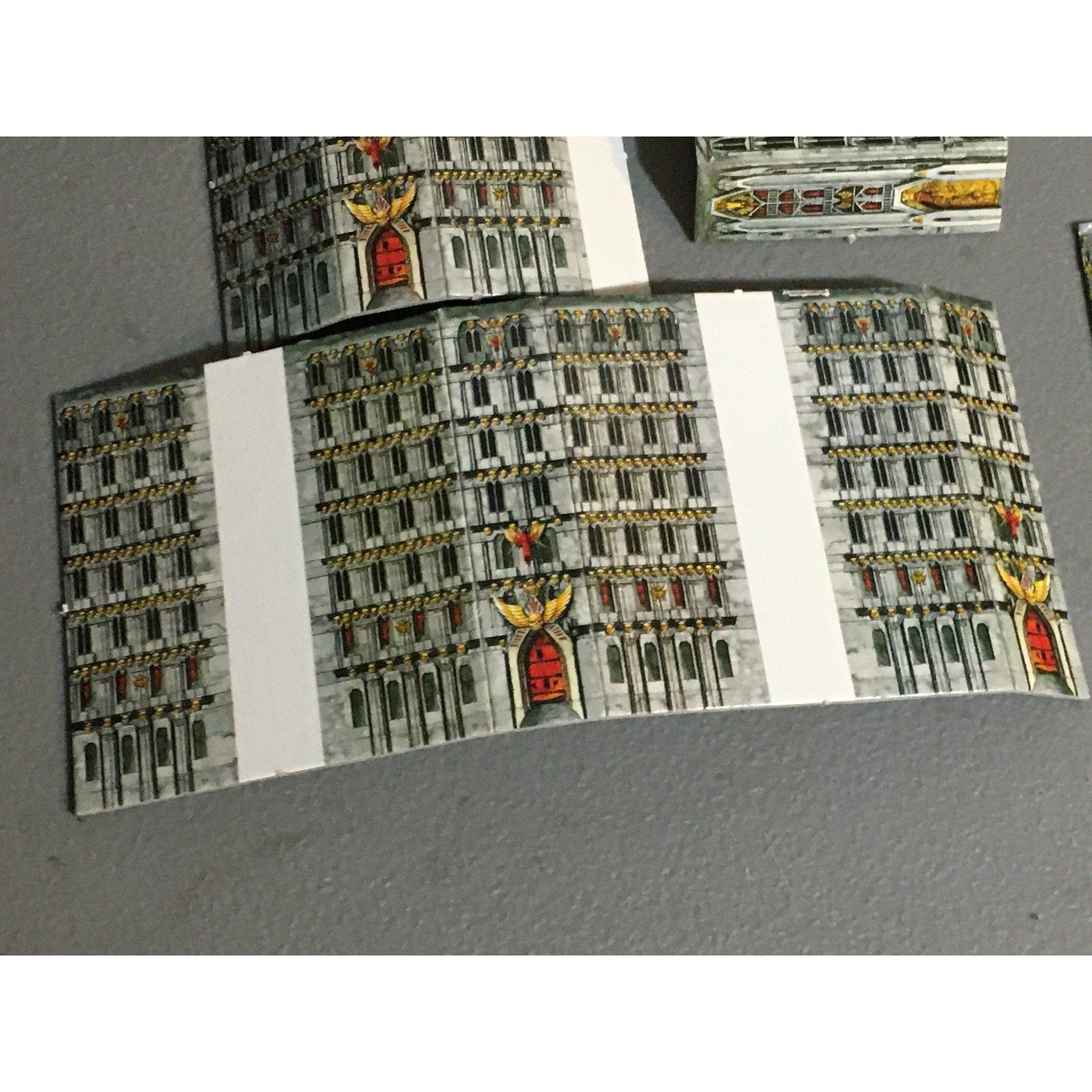 A31678 WARHAMMER EPIC 40K TERRAIN BUILDINGS PLASTIC & CARDSTOCK 4 PK