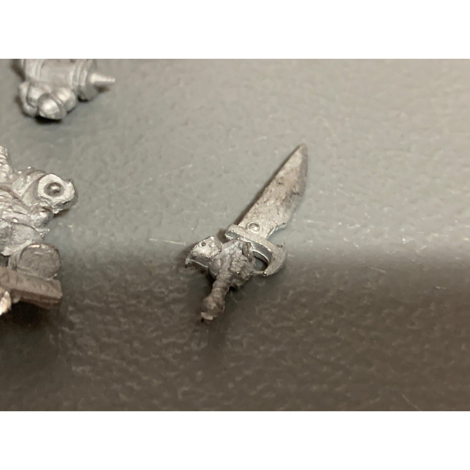 A10271 RACKHAM CONFRONTATION METAL OOP DWARF ARMOURERS