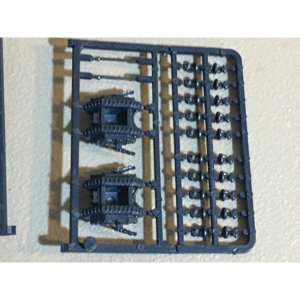 A31686 WARHAMMER EPIC 40K SPACE MARINES SPRUE LAND RAIDER RHINO TACTICAL GW