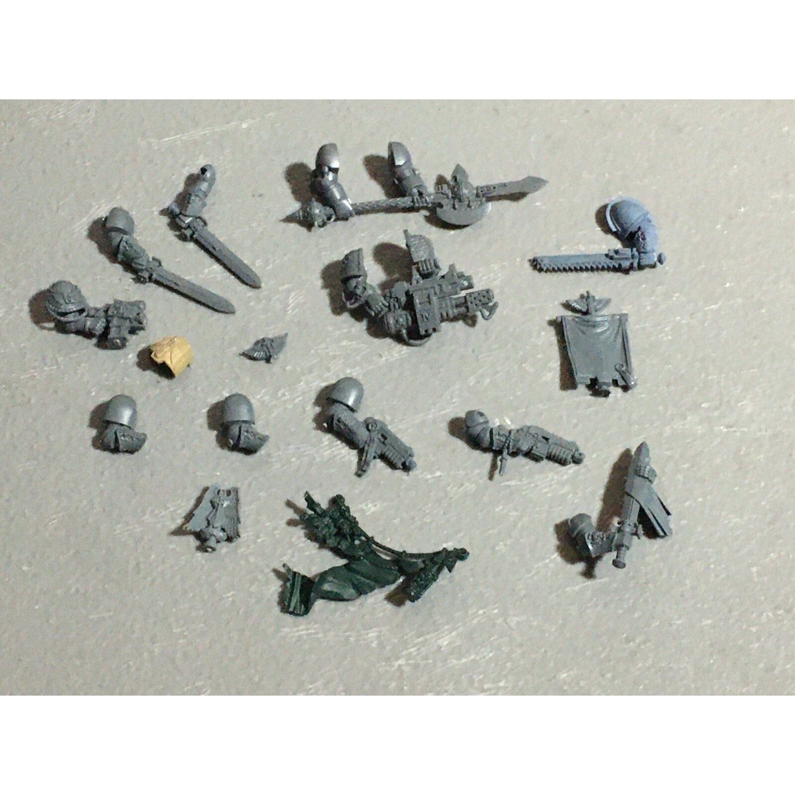A22272 WARHAMMER 40K SPACE MARINES DARK ANGELS BITS LOT MIXED GAMES WORKSHOP GW