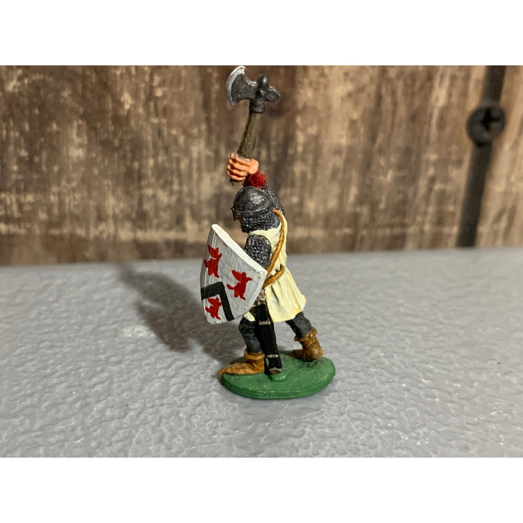 A10014 RAL PARTHA METAL OOP AVALON MAN AT ARMS AXE & HEATER SHIELD PAINTED